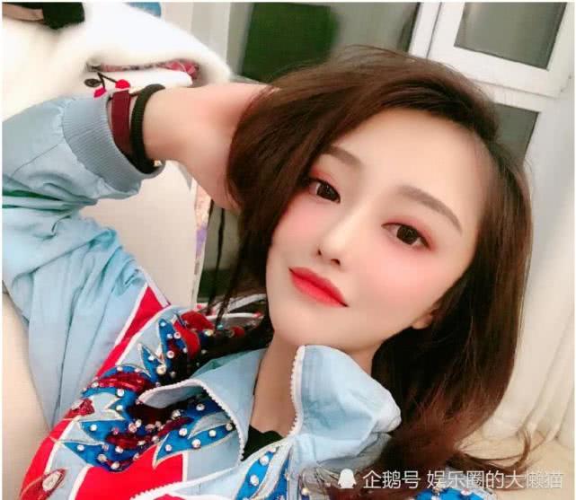 上原保奈美，在线世界的魅力之星